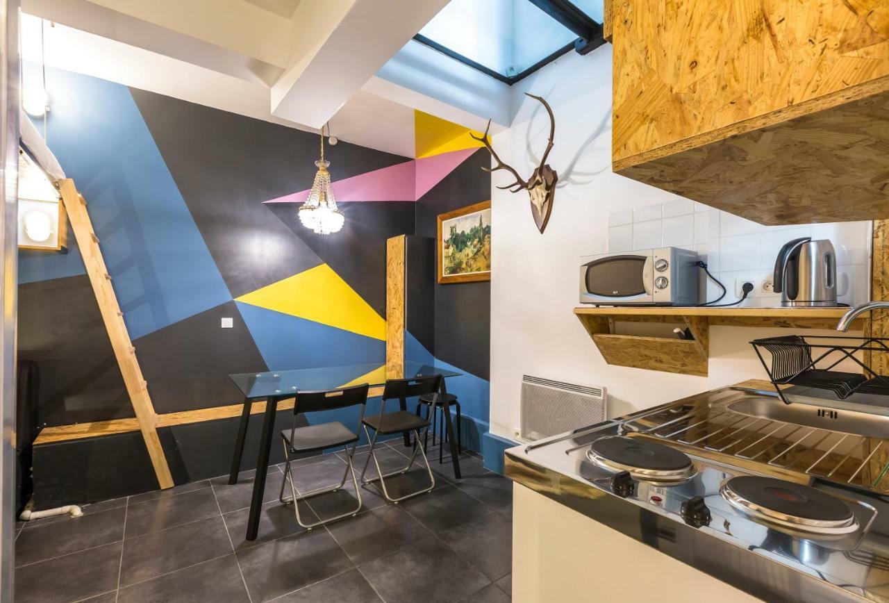 Pretty 25 M2 In A Lively District Apartment Paris